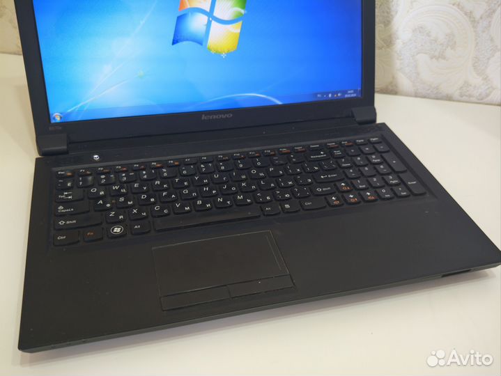Ноутбук Lenovo B570E(i5/8gb/ssd/2 видеокарты)