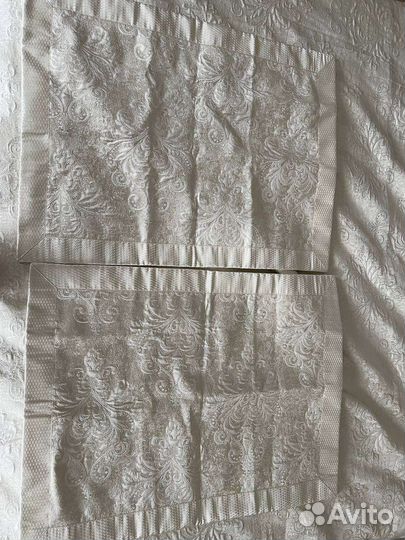 Покрывало на кровать с наволочками