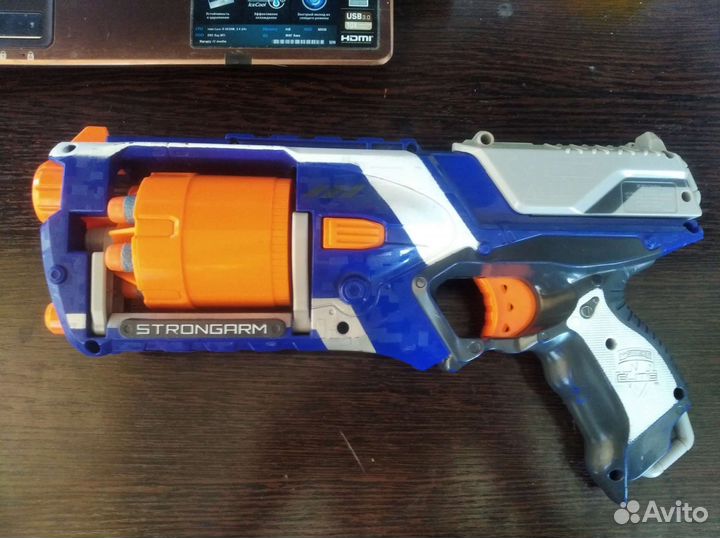 Nerf strongarm