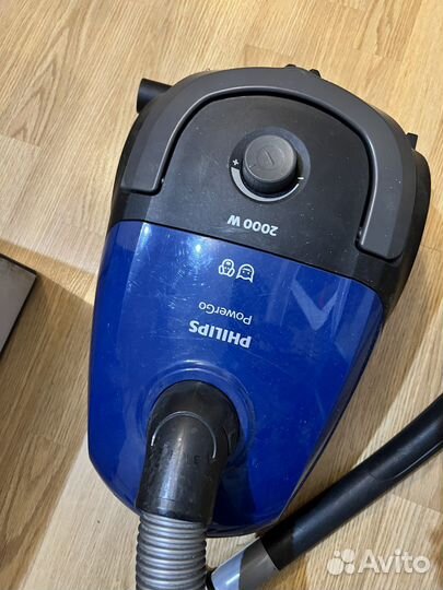 Пылесос Philips Powergo FC 8296/01