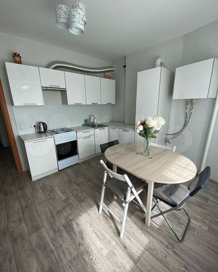 1-к. квартира, 47 м², 2/10 эт.