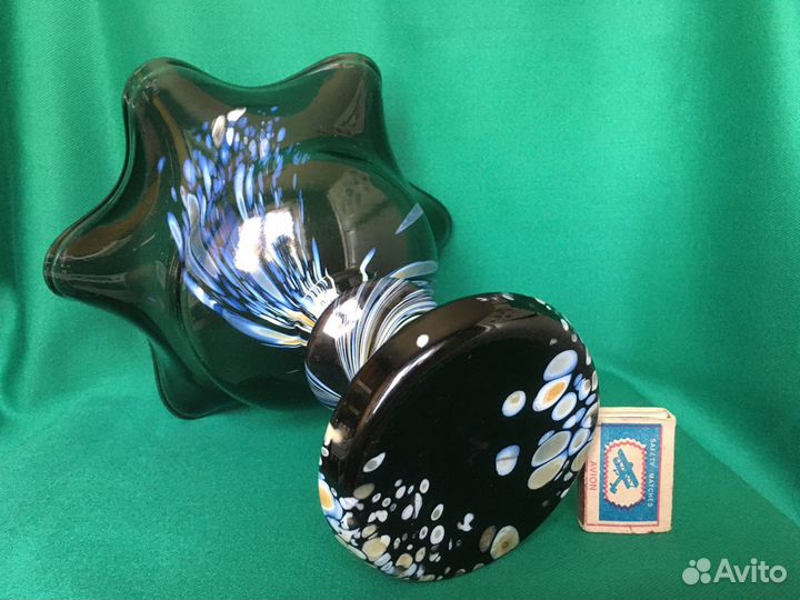 Шикарная ваза из цветного стекла. СССР