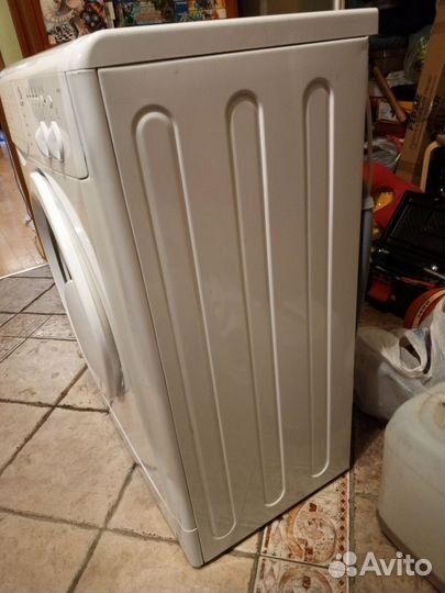 Стиральная машина Indesit Wisl 103 cis