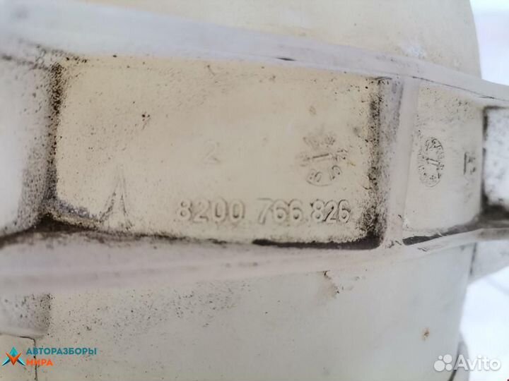 Бачок расширительный Dacia Duster 2013 7701470460