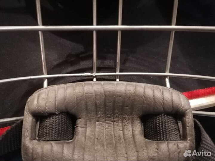 Хоккейный шлем, размер м (55-57)