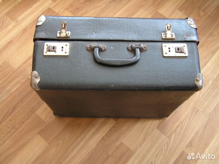 Продам ретро-чемодан