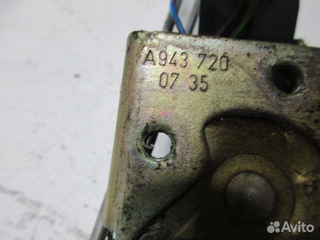 Замок двери Mercedes Benz Actros MP3