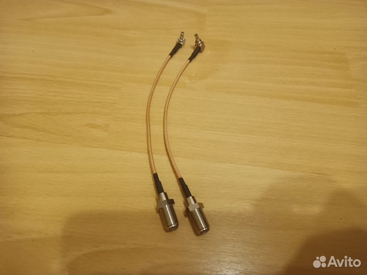 Широкополосная 3G/4G mimo антенна kroks KAA15-1700