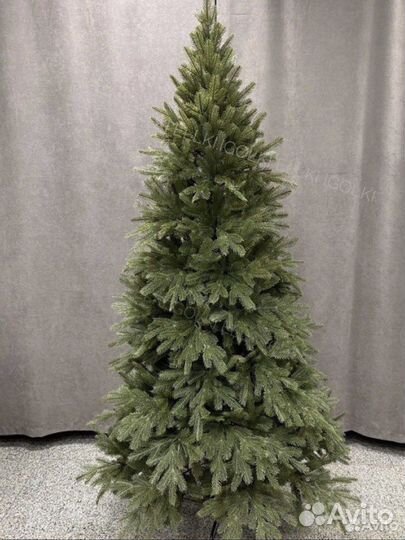 Елка искусственная полностью литая новая 240см