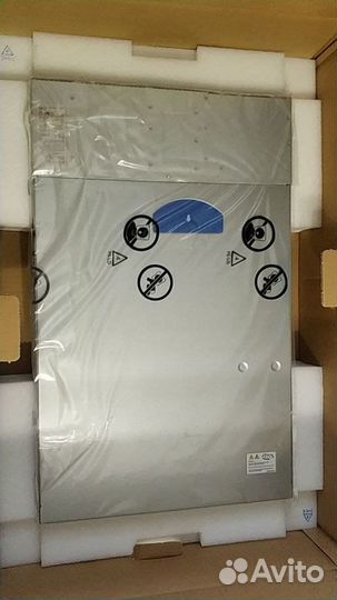 Новая серверная платформа Intel SR1560sfhs 771