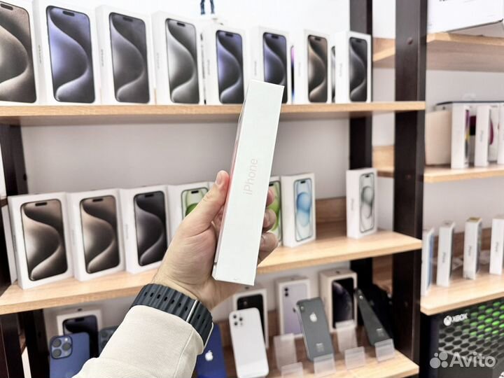 iPhone 15, 128 ГБ