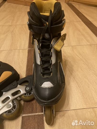 Роликовые коньки