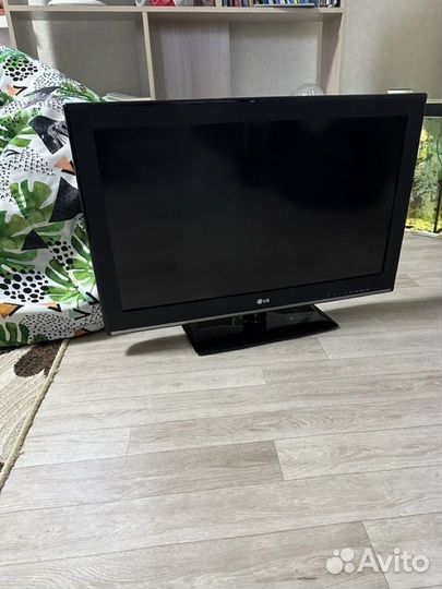 Телевизор LG 32 дюйма