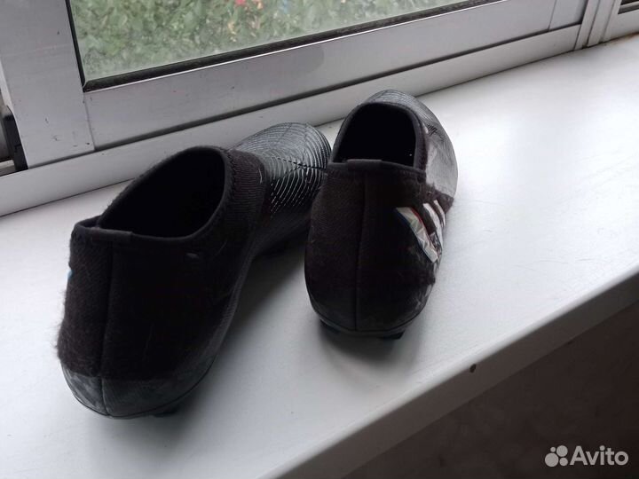 Бутсы adidas predator