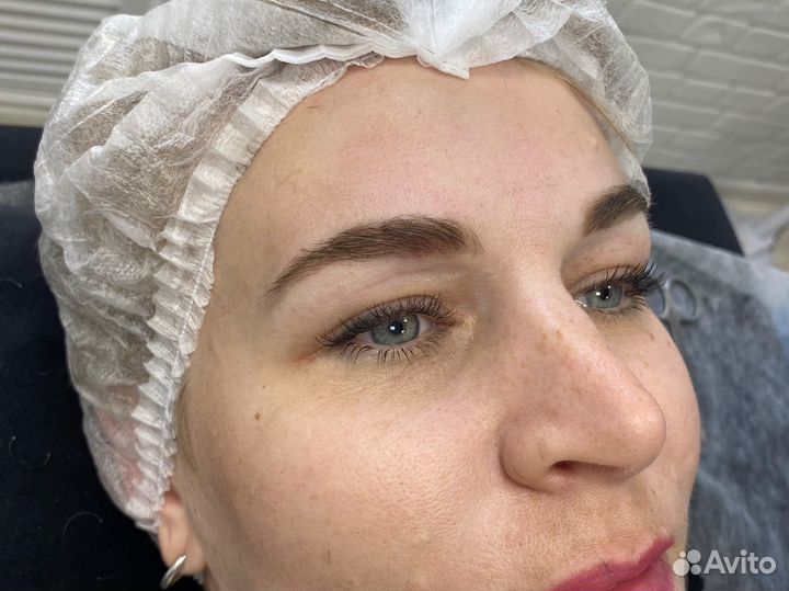 Окрашивание и ламинирование бровей