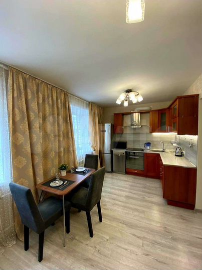 2-к. квартира, 60 м², 11/16 эт.