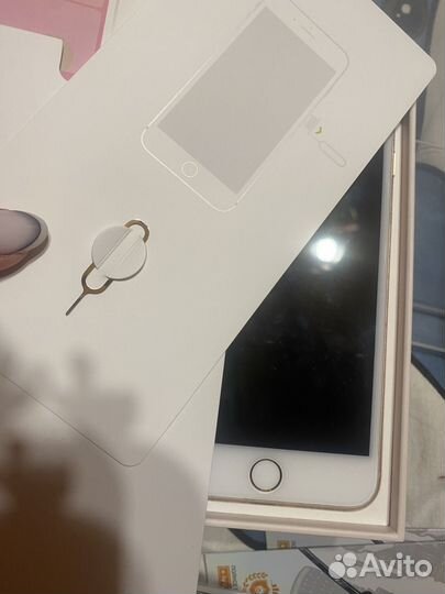 iPhone 8 Plus, 64 ГБ