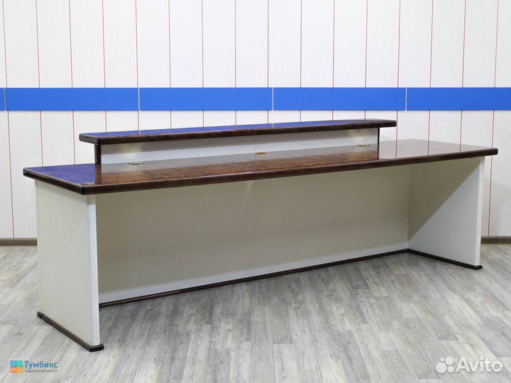 Стол ресепшн италия