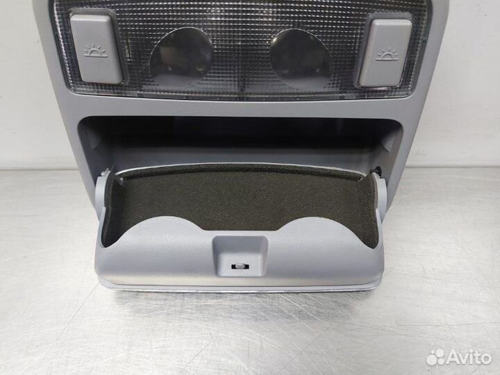 Плафон освещения салона Hyundai Elantra XD G4ED