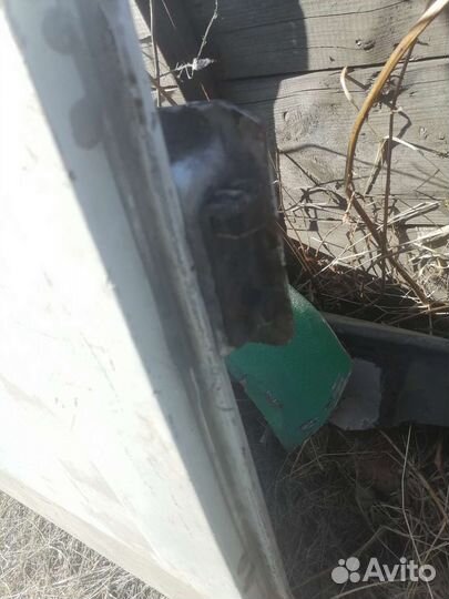 Дверь задняя mercedes т1