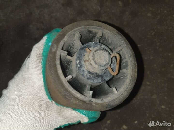 Подушка подвески задняя бмв Х5 Е53 Рендж Ровер 3 п