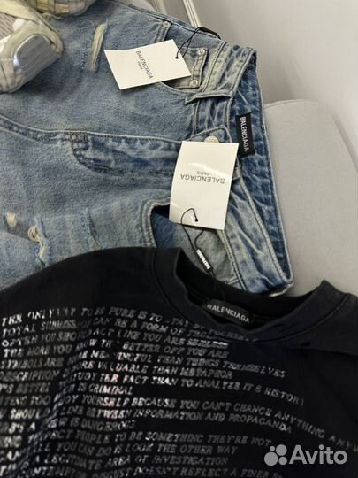 Хлопковая футболка Balenciaga