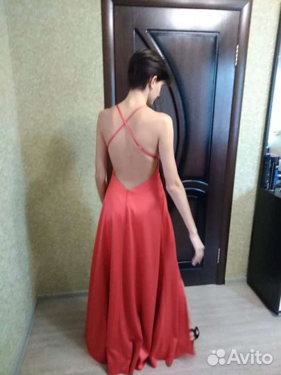 Платье нарядное