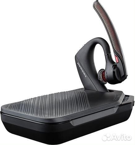 Гарнитура Plantronics Voyager 5200 UC + кейс