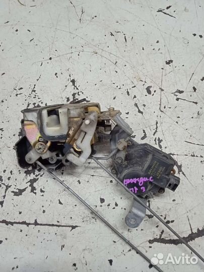 Замок двери правый задний mitsubishi chariot