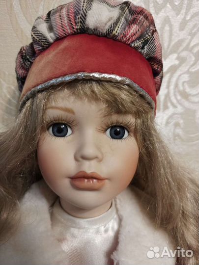 Кукла фарфоровая remeco collection