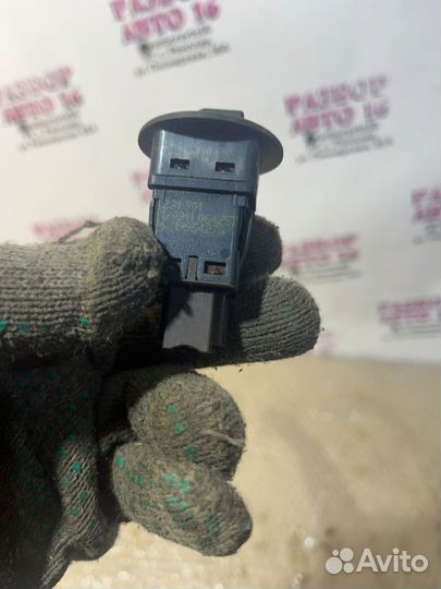 Кнопка отключения Airbag Renault Fluence 2010