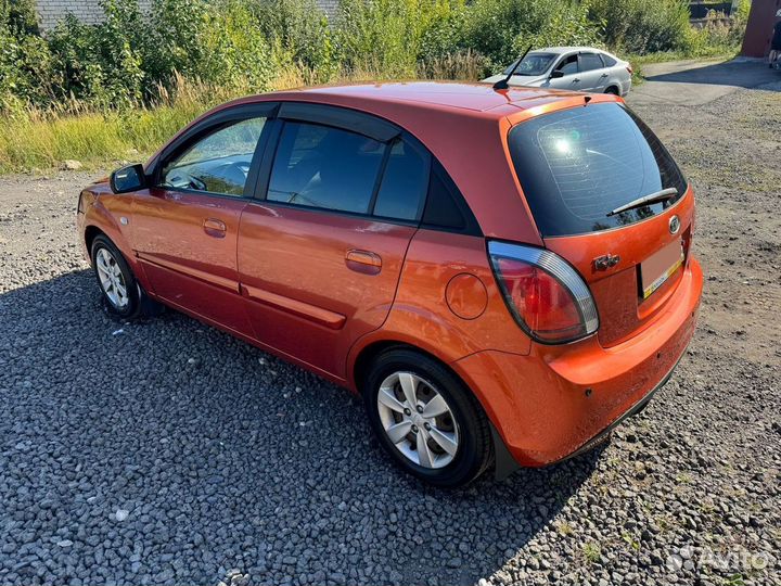 Kia Rio 1.4 МТ, 2010, 160 100 км