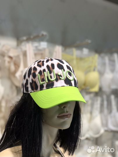 Lui Jo Бейсболка пляжная новая Италия