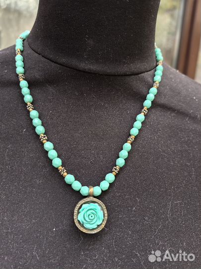 Колье из бирюзы