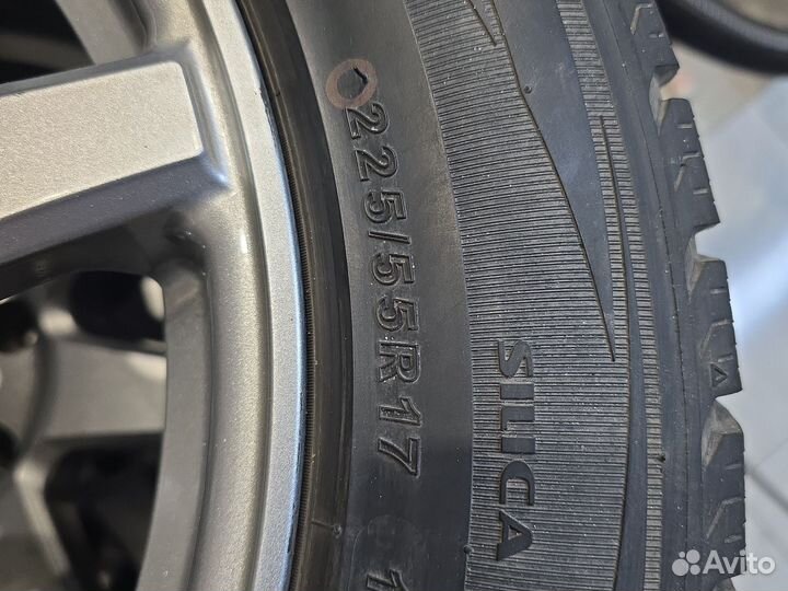 Acustica Challenger 225/55 R17