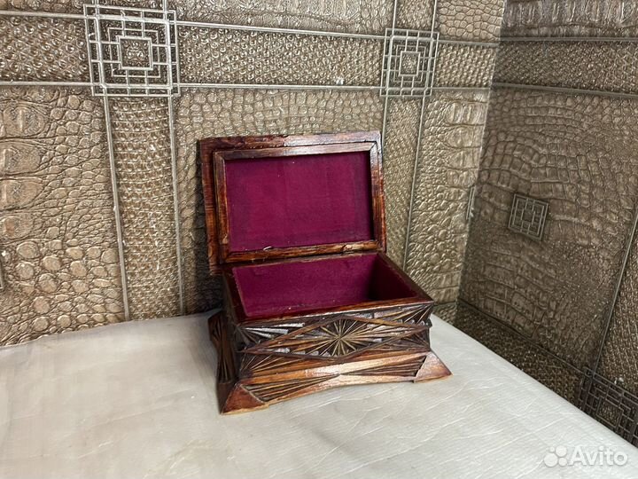 Шкатулка ручная работа внутри бархат