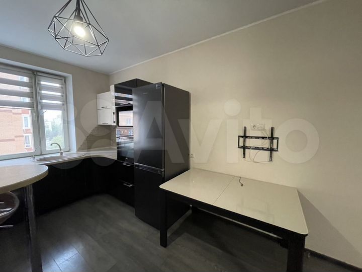 2-к. квартира, 62 м², 8/25 эт.