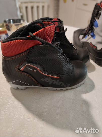 Лыжные ботинки alpina и Salomon