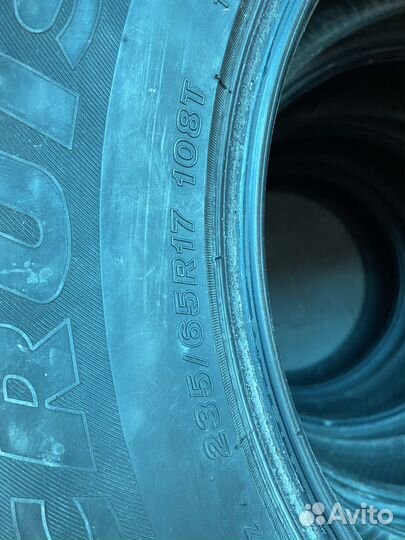 Bridgestone Ice Cruiser 7000 235/65 R17