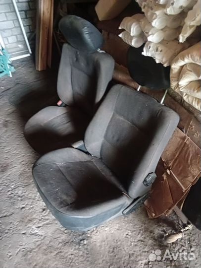 Сиденье renault