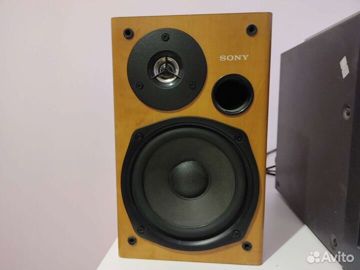 Музыкальный центр Sony MHC-NXM1