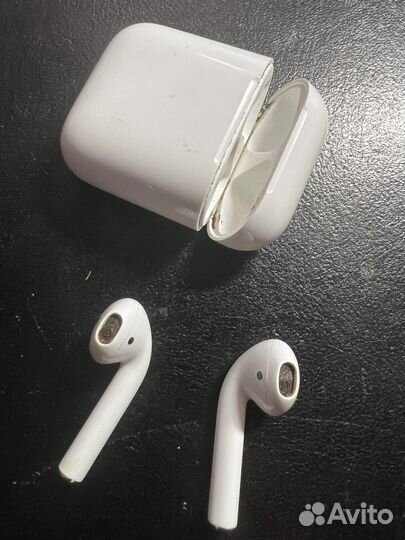 Беспроводные наушники apple airpods