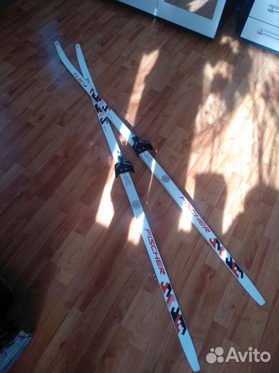 Горные лыжи fischer