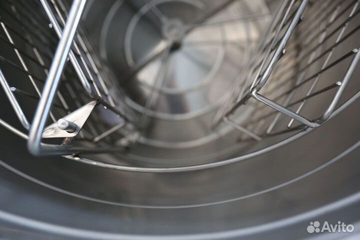 Медогонка ручная 3-х рамочная нержавейка