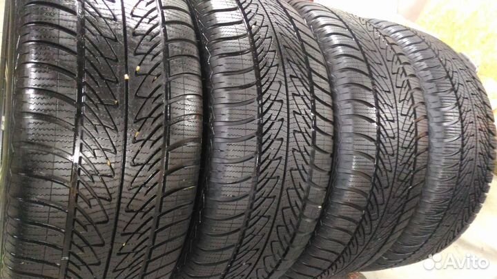 Goodyear UltraGrip Performance+ SUV 285/45 R20