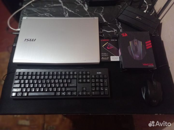 Ноутбук MSI MS-1799 GTX 1050TI 4gb