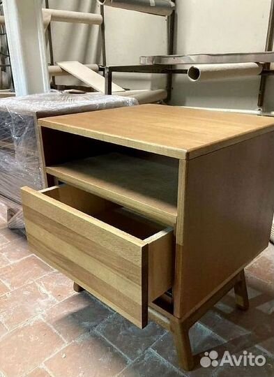 Тумба из дерева