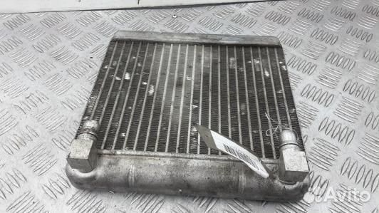 Радиатор масляный BMW 7 F01 (3FX22KD01)