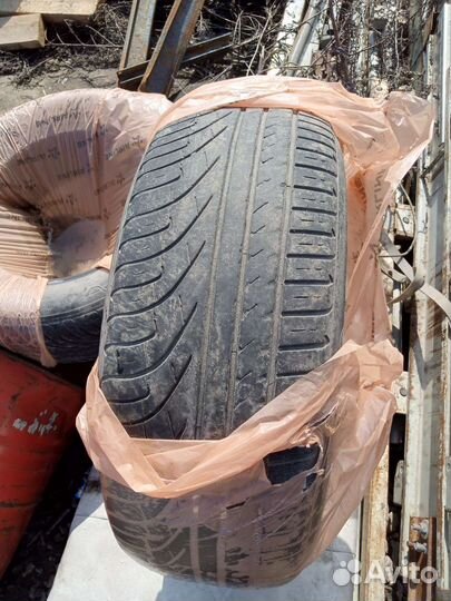 Michelin Pilot Primacy 235/60 R16