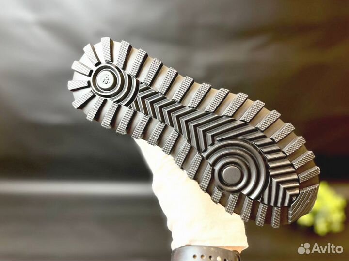 Кроссовки Calvin Klein современные